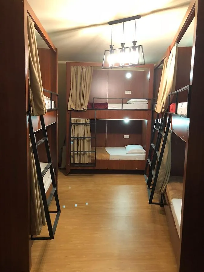 Ms. Jackson Hostel Tbilisi 2*,